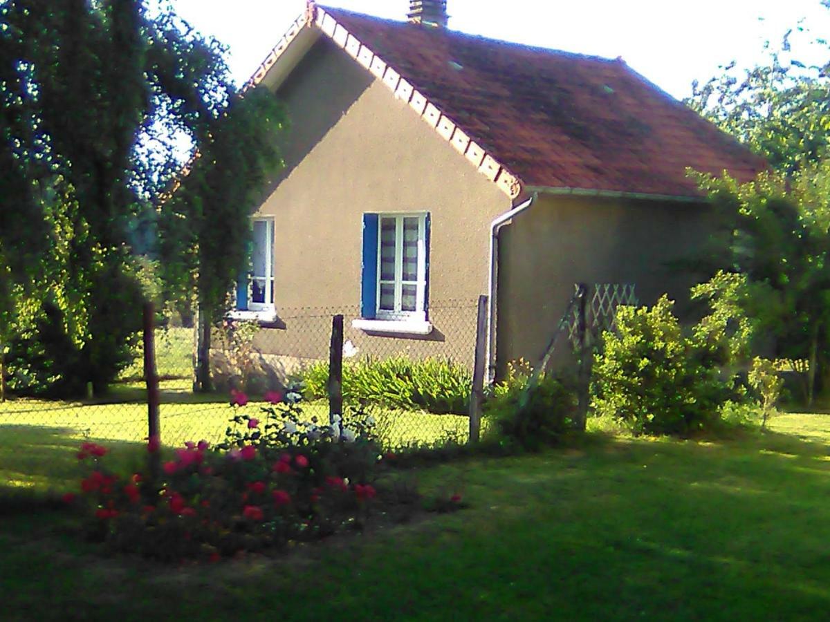 Gite La Maison De Lea Villa Saint-Agnant-de-Versillat Luaran gambar